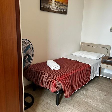 Anny Hotel Rimini Luaran gambar