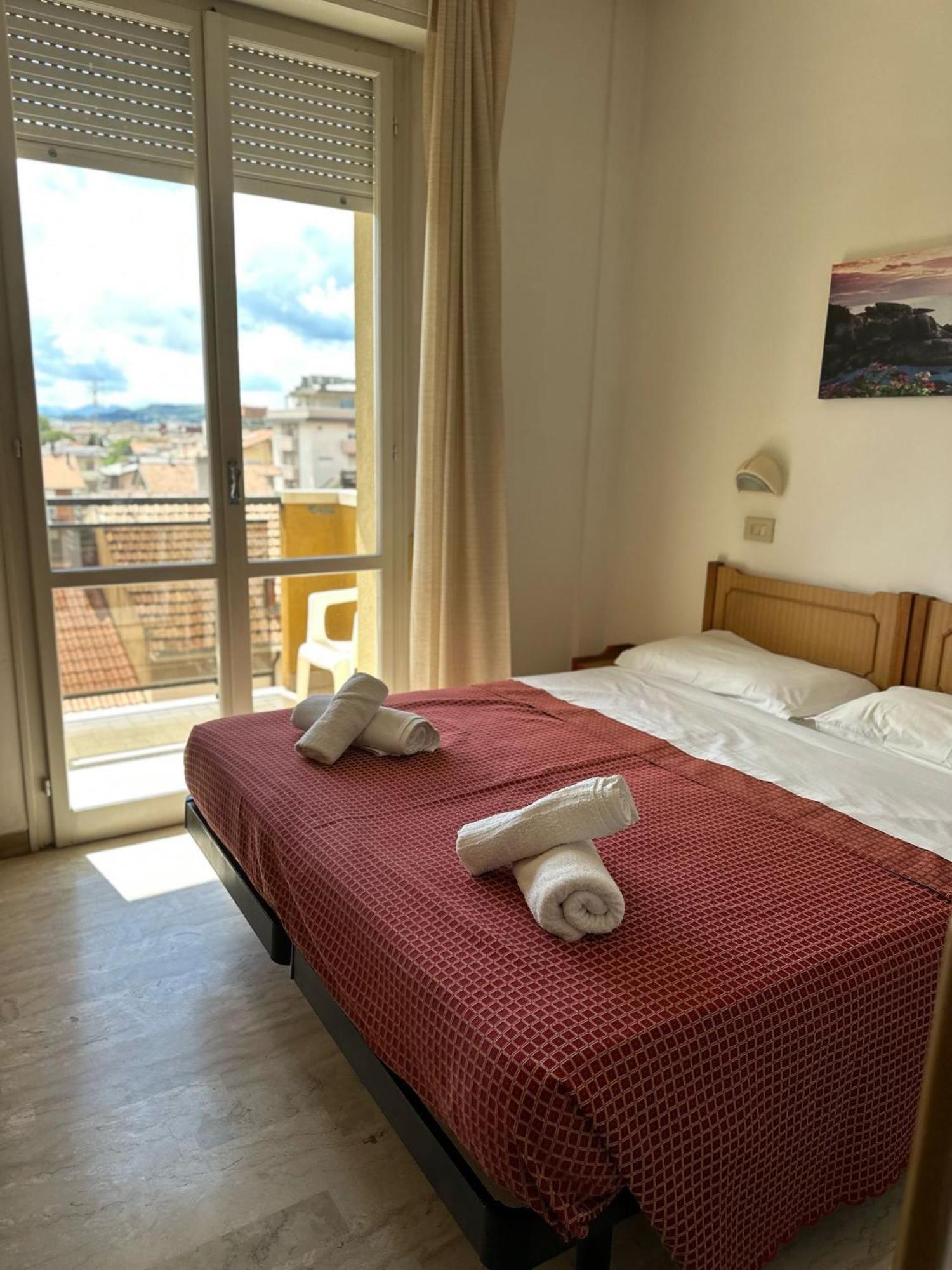 Anny Hotel Rimini Luaran gambar